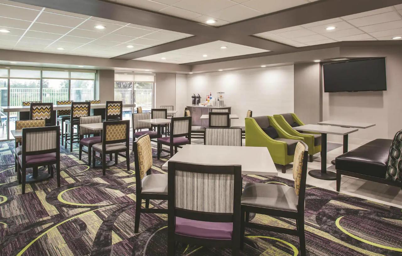 La Quinta By Wyndham Clearwater South Otel Dış mekan fotoğraf