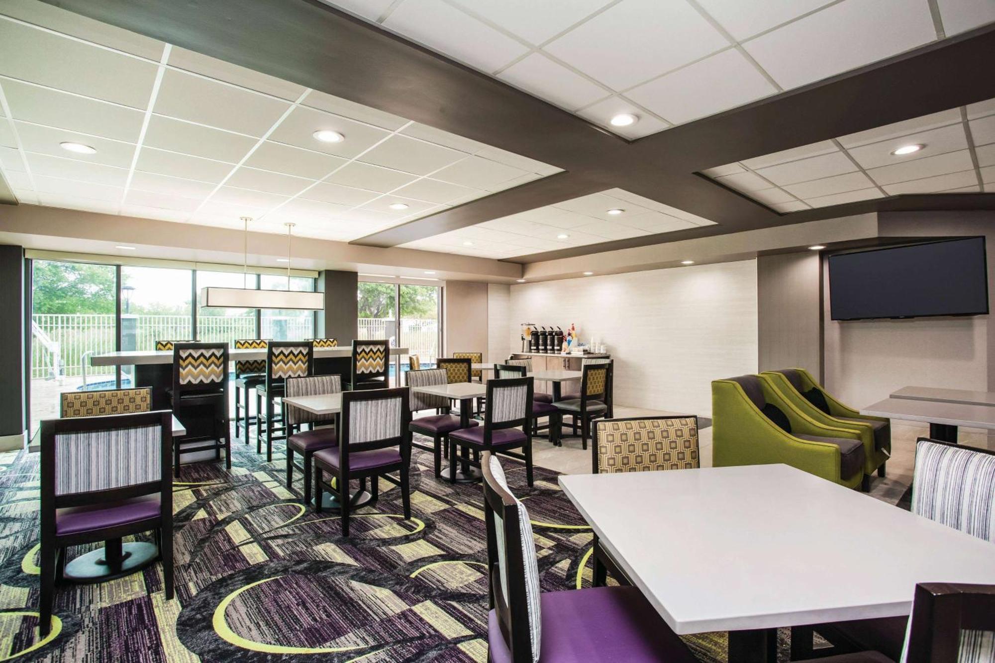 La Quinta By Wyndham Clearwater South Otel Dış mekan fotoğraf